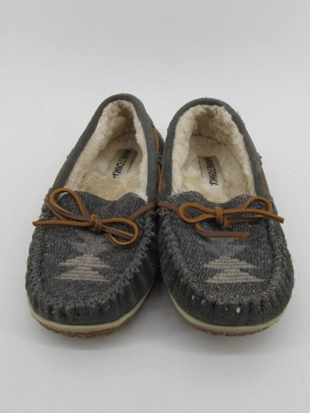 Women's Minnetonka Tilia leather faux fur Slippers Grey size 8m